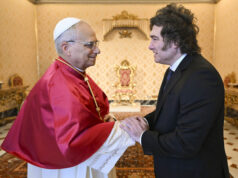 Milei se reunió con el Papa León XIV en el Vaticano: diálogo sobre pobreza, paz y una futura visita a Argentina
